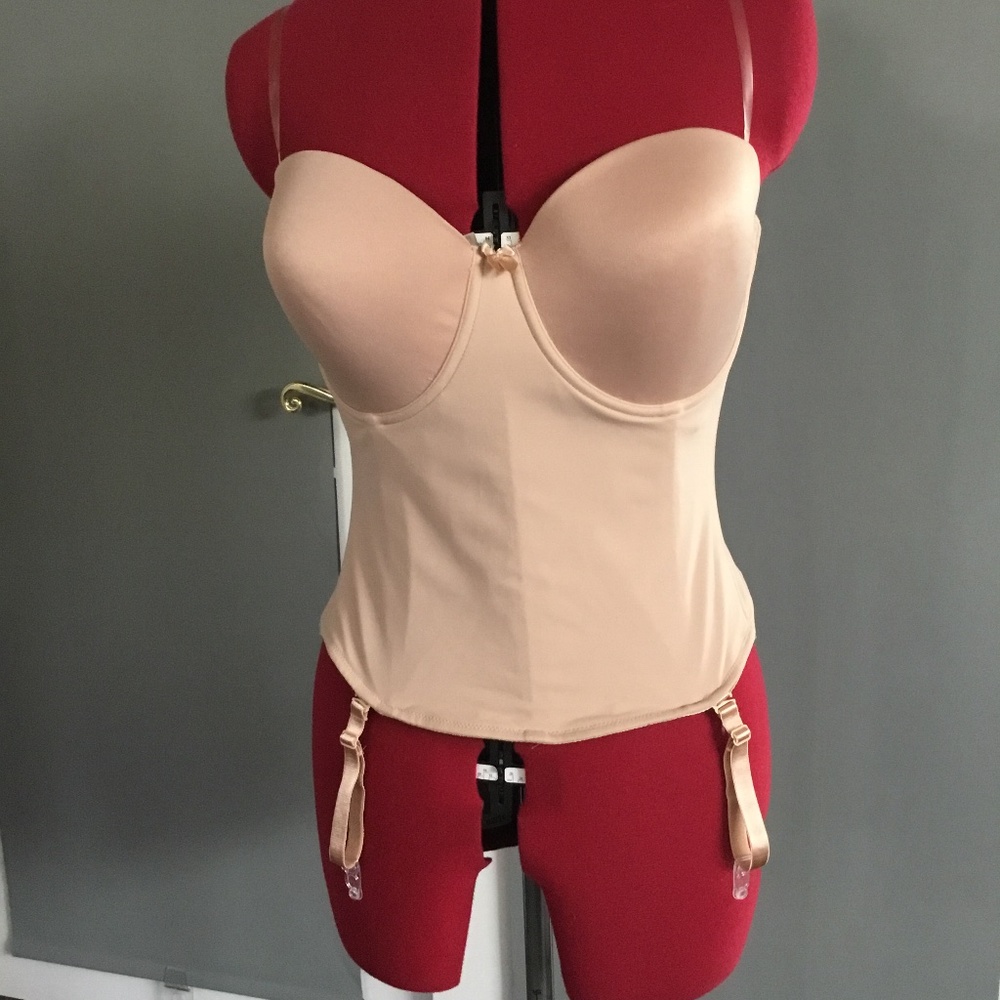 Bustier with garters